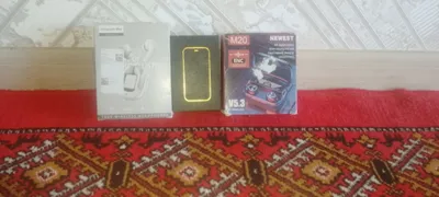 mini iPhone, Ultrapods Max, наушники M20 1