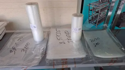 Vakuum paketlar. Vakuum qadoqlagich uchun g‘adir-budir paketlar. Vakuum. 1
