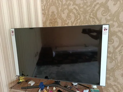 Продаётся телевизор Samsung AU7500 50", 4K 1