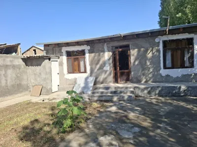 Зангиота, Бозсув: 2 сотки. Газ, свет, вода и все удобства, 2 санузла 1