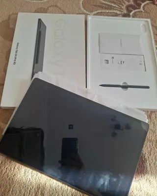 Samsung Galaxy Tab S8 Ultra + klaviatura 1