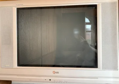 LG televizor sotiladi! 1