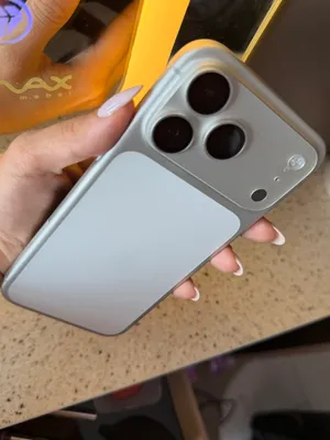 iPhone 17 Pro Max 1
