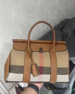 Ayollar uchun Burberry sumkasi 1