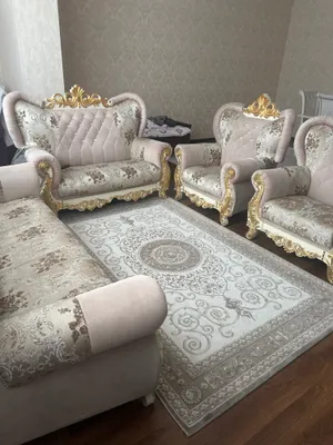 Sotuvga qo‘yilgan mebel 1