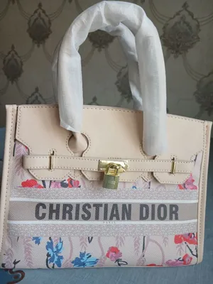 Продаётся сумка Dior luks 1