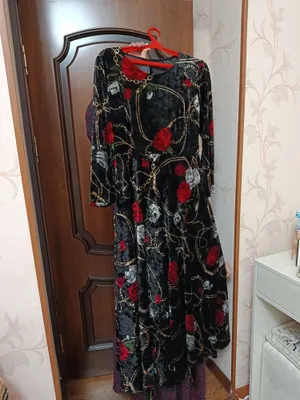 Женское платье, состояние отличное