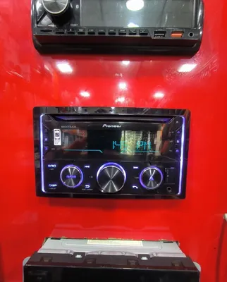 Pioneer 725 sotiladi