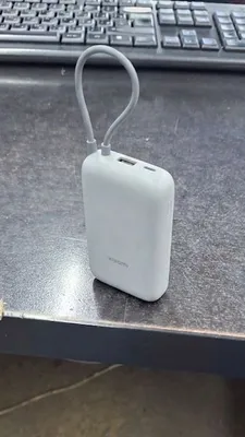 Xiaomi Pocket Edition 10000mAh o‘rnatilgan kabelli 1