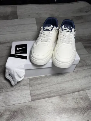 Белые кроссовки ZARA 1
