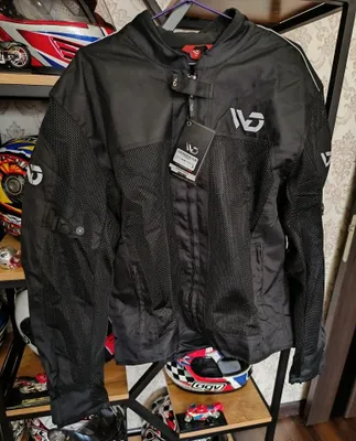 Amerikaning WD brendidan motokurtka 1