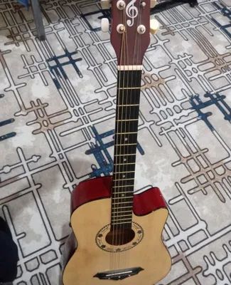 Gitara sotiladi, hamma simlari yangi 1