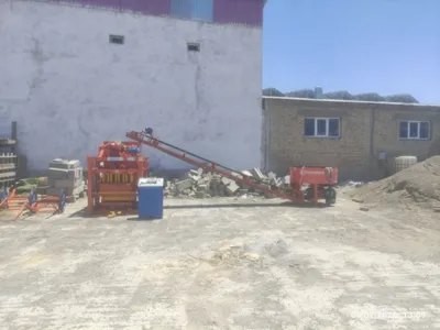 Продаётся аппарат для производства шлакоблоков 1