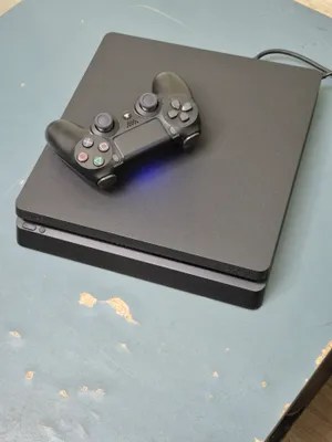 Продам Playstation 4 slim 1tb 11.00 hen 1