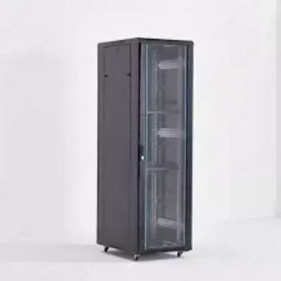 Tarmoqchi 42U 600×800×2000 mm server shkafi