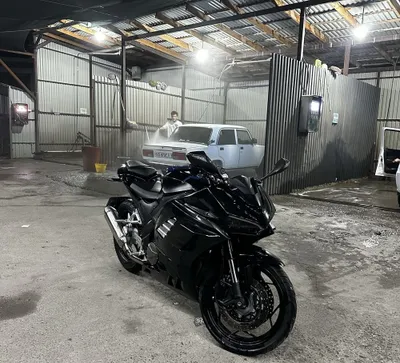 Dugati panigal 400kub bsbhshshshshshjshshshsjwhhshwhshshhshshshshwhhw 1