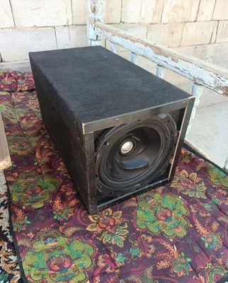 Сабвуфер Kenwood 1