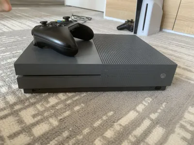 Xbox one S. ichida uyinlari+4 ta disc бонусга 1