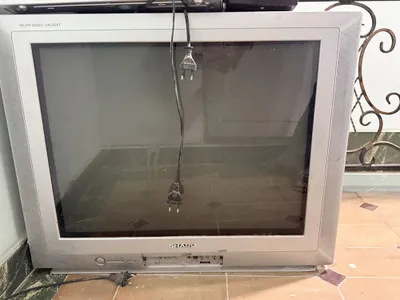 Ishlatilgan televizor. 1