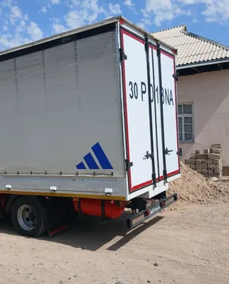 Будка Isuzu размером 5,30×2,30×2,50 1