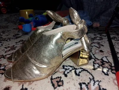 ayollar oyoq kiyimi kabluk 1