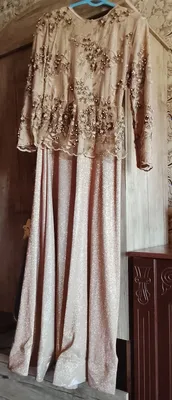 Вечернее платье