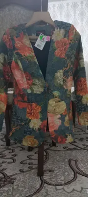 срочно продаю жакет турецкая новая 1