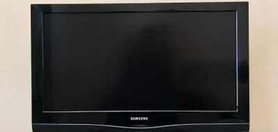 Плазменный телевизор Samsung 32"