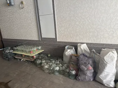Продаю банки 1, 2 и 3 литра 1