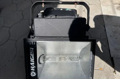 HAIGER 1000 Vt, IP65 proyektori