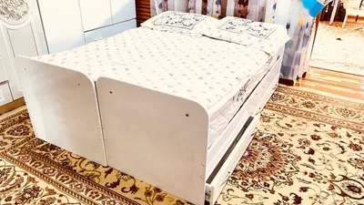 Bolalar karavotlari — 2 dona, a’lo holatda!