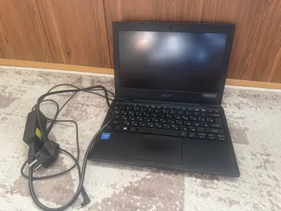 Acer TravelMate B118 1