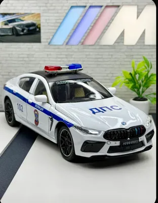 Игрушечная машина 1