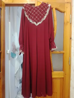 vicherniy koylak kiyilgan 1 marta ideal holatda