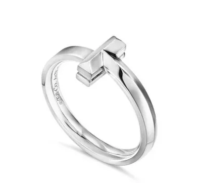 NEW Tiffany & CO Tiffany T1 uzuk, oq oltin