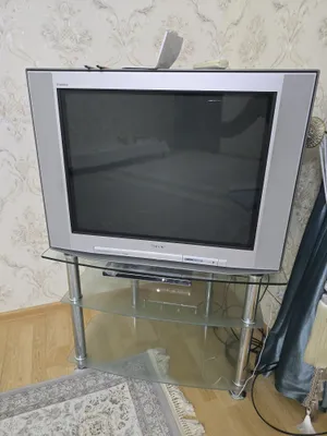 Телевизор SONY TRINITRON, Япония, 82 дюйма, с подставкой 1