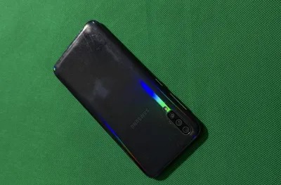 Samsung Galaxy A50 1