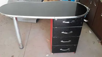 Стол для маникюра 1