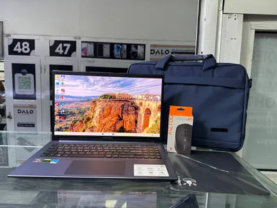 Asus Vivobook Pro 15 OLED 1