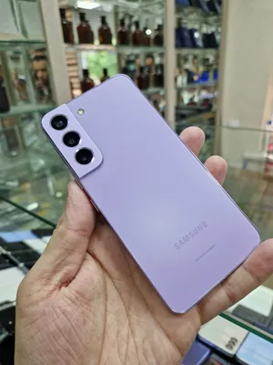 Samsung S22 5G (Snapdragon 8 Gen 1) 1