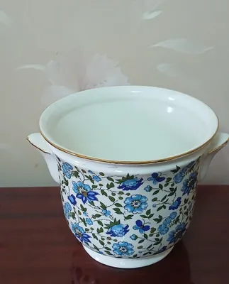 Фарфоровая цветочница 1