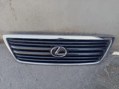 Решетка радиатора от Lexus lx 450. 1