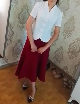 Костюм с юбкой