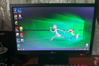 24 dyuymli monitorli kompyuter sotiladi 1