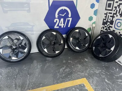 Zeekr 001 диска балон 1000$ 1