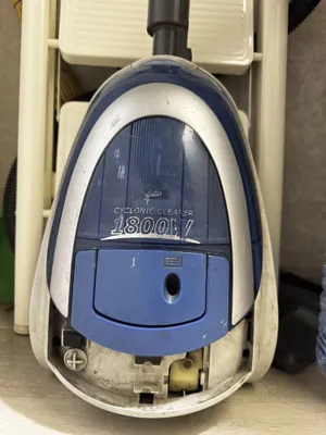 Пылесос рабочий CYCLONYC CLEANER 1800W 1