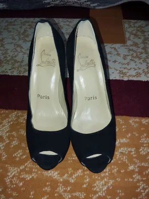 Christian Louboutin tuflilari 1