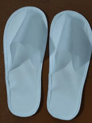 Одноразовые тапочки 1