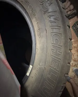 Michelin shina baloni 235/60R18 1