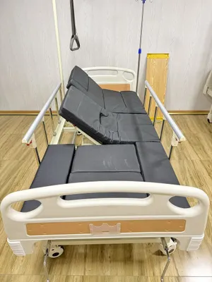 Ko’p funksiyali tibbiy krovat 1
